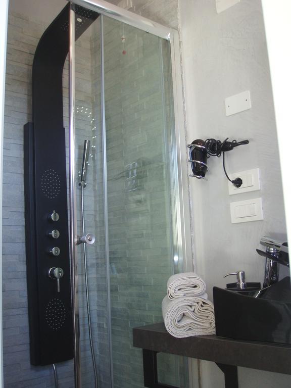 B&B La Porta Rossa ノアーレ 部屋 写真